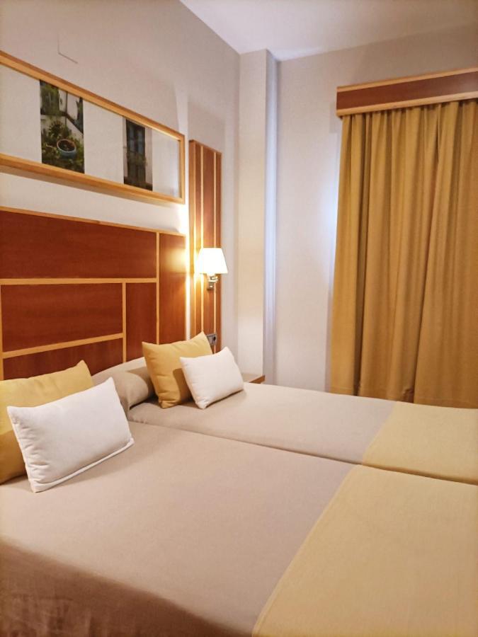 Hotel Carmen La Carlota Exteriér fotografie